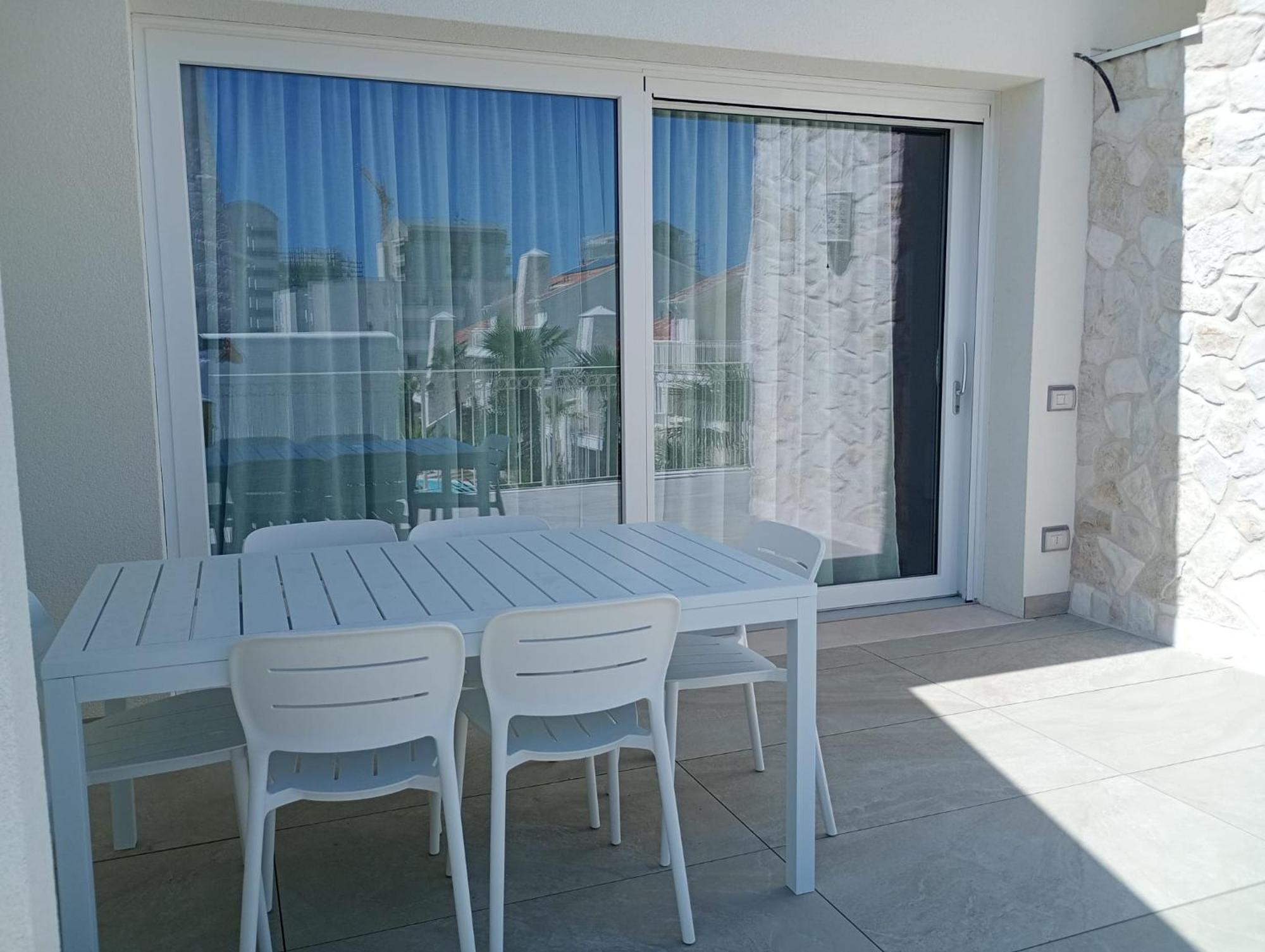 Florinas Con Piscina - Family