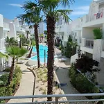 Residence Florinas con piscina - Family Apartments Lido di Jesolo